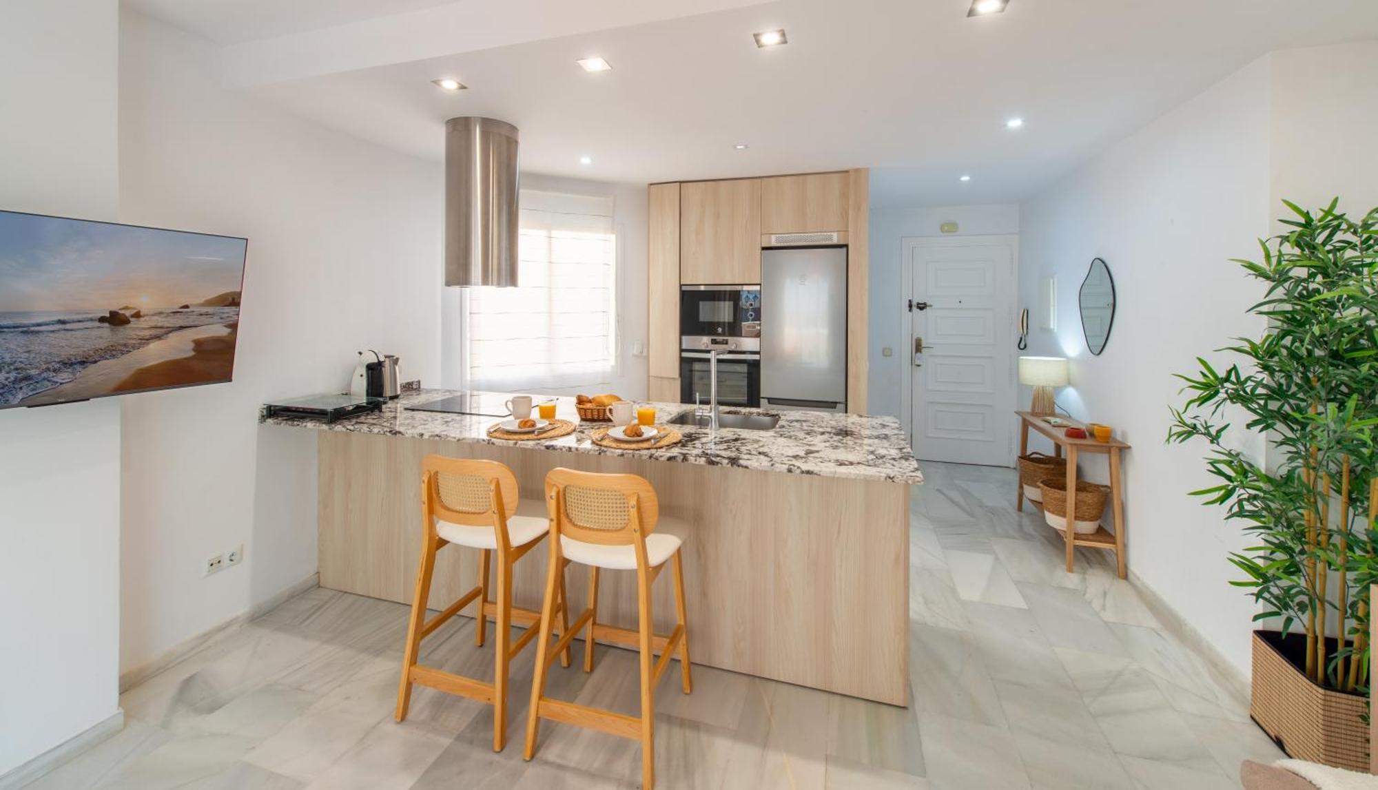 Апартаменты Penthouse With Terrace In Marbella- Costa Del Sol Экстерьер фото